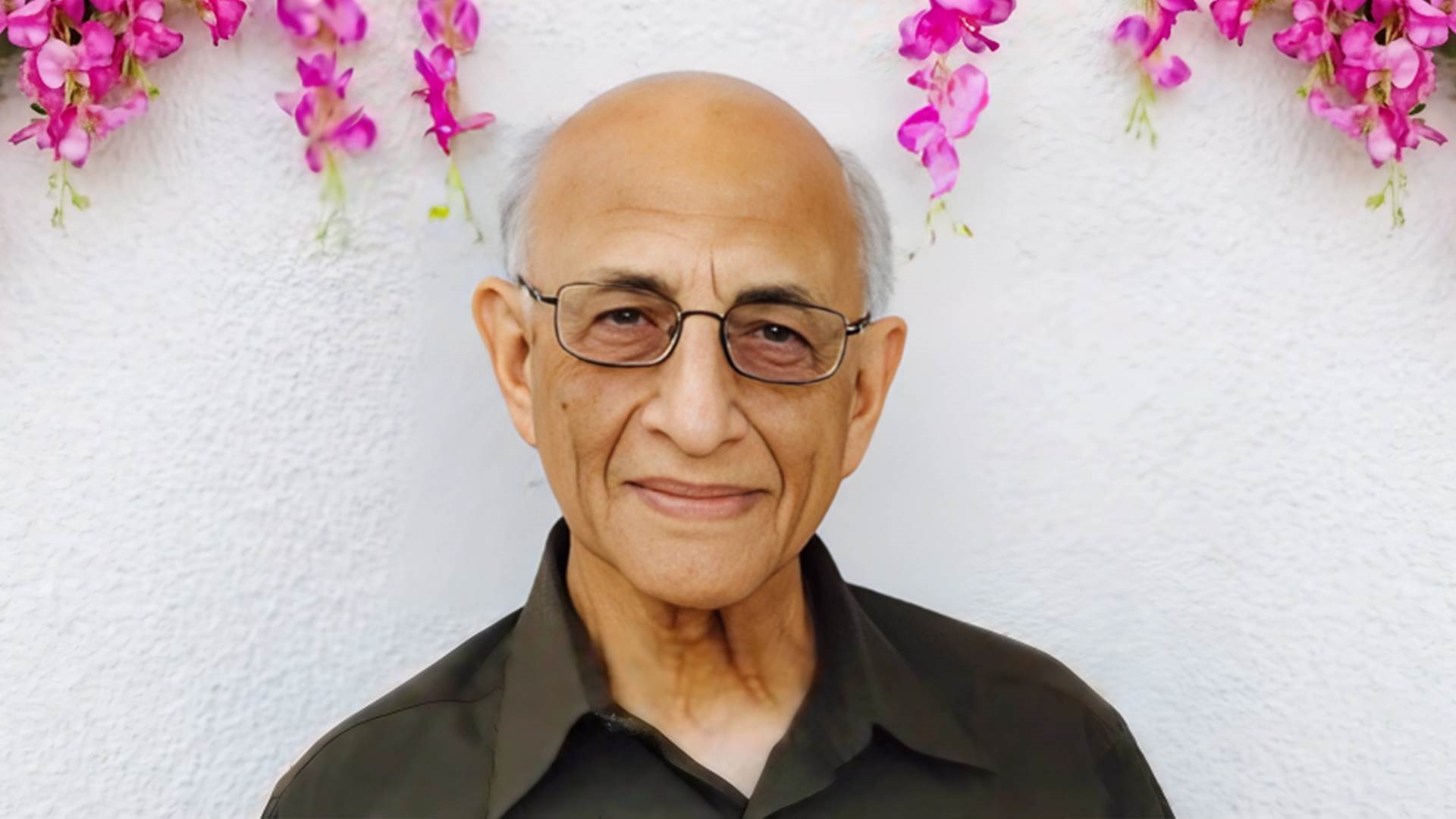 خالد إكرام مدير شركة Ikram Consulting  FirstBank