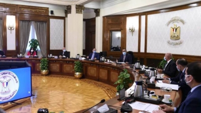 مدبولي يتابع خطوات استكمال تبسيط وتطوير إجراءات وأزمنة الإفراج الجمركي بحضور محافظ البنك المركزي