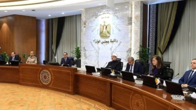 مجلس الوزراء يوافق على إعفاء الذهب مع القادمين من الخارج من الضريبة الجمركية والرسوم