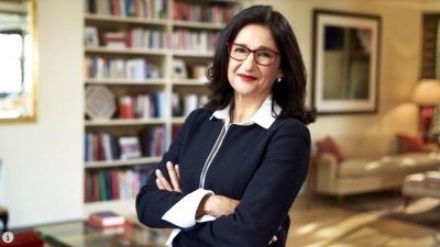 قطوف: نعمت شفيق أول سيدة مصرية ترأس جامعة كولومبيا