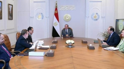 الرئيس السيسي يتابع تطورات تنفيذ مبادرة خفض أسعار السلع الأساسية بحضور محافظ «المركزي»