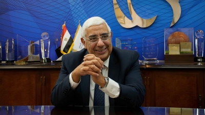 أشرف القاضي: كل 10% استثمارات في SMEs لمشروعات الطاقة النظيفة