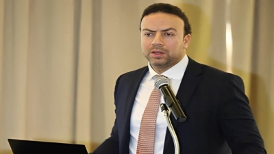 نائب محافظ المركزي: توحيد سعر الصرف يقضي على السوق السوداء ويعيد ثقة العملاء في القطاع المصرفي