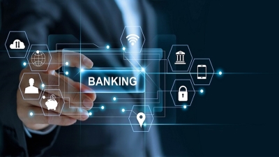 رسائل «First»: بنوك بدون فروع!.. فرص وتحديات ما قبل إنطلاق أول بنك رقمي في مصر