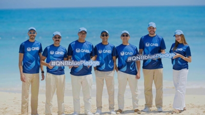 «QNB» مصر يدعو إلى تبني ممارسات مستدامة للحفاظ على البيئة البحرية بشاطئ العلمين