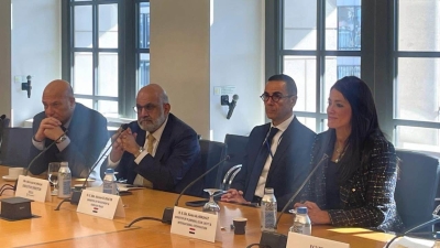وزيرا الاستثمار والتخطيط يبحثان مع مؤسسة التمويل الدولية التوسع في آليات تمويل القطاع الخاص