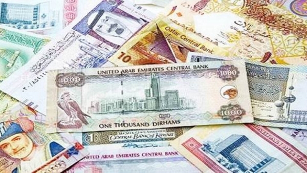 أسعار العملات العربية تستقر في تعاملات اليوم بالبنوك المصرية