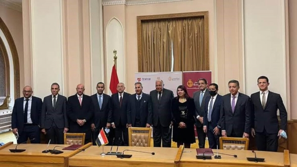 توقيع اتفاقية ثلاثية بين وزارة الخارجية وبنك مصر وشركة إي فاينانس