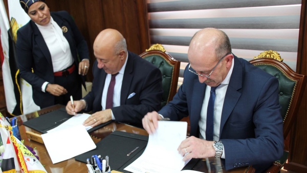 البنك الأهلي المصري يوقع بروتوكول تعاون مع الأكاديمية الوطنية لمكافحة الفساد