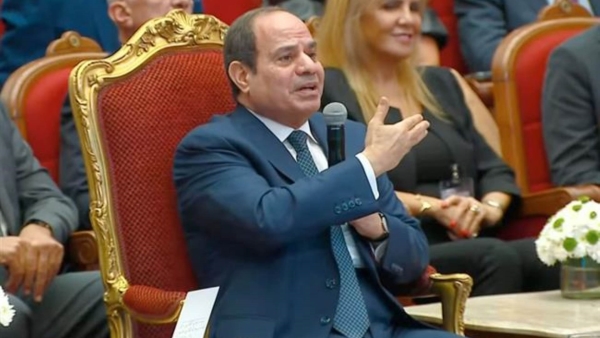 الرئيس يوجه البنك المركزي بتيسير إجراءات تمويل المشروعات الصناعية 