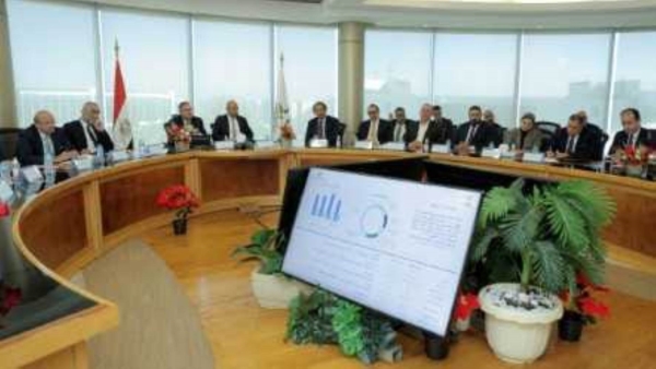البورصة واتحاد بنوك مصر يناقشان تطوير القدرات المهنية لعلاقات المستثمرين في البنوك