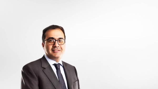 صُنّاع القرار: كيف تطورت مؤشرات «EGBANK» تحت قيادة نضال عصر؟