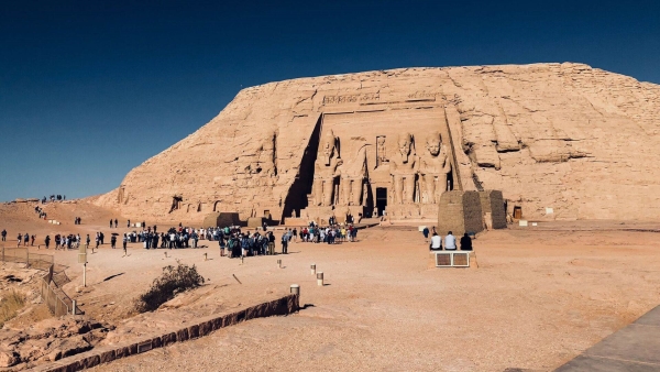 «المركزي»: الإيرادات السياحية ترتفع 25.7% خلال أول 9 أشهر من العام المالي 2023/2022