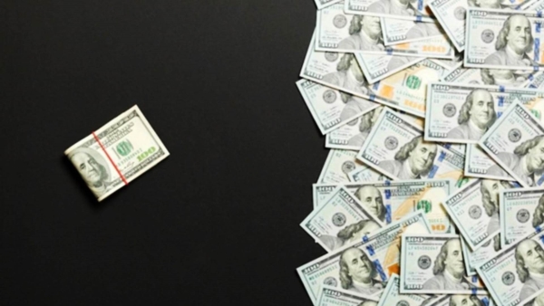 أسعار العملات الأجنبية في تعاملات اليوم الجمعة 4 أغسطس 2023