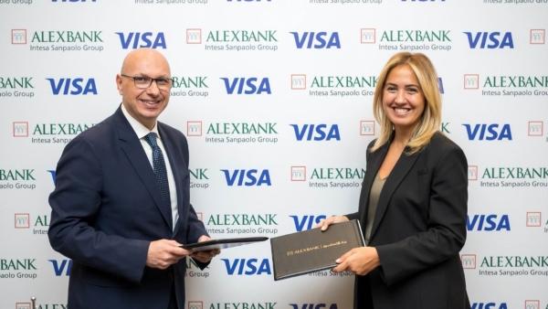 بنك الإسكندرية و«فيزا» يمددان اتفاقية الشراكة بينهما لإطلاق منتجات دفع جديدة في السوق المصرية