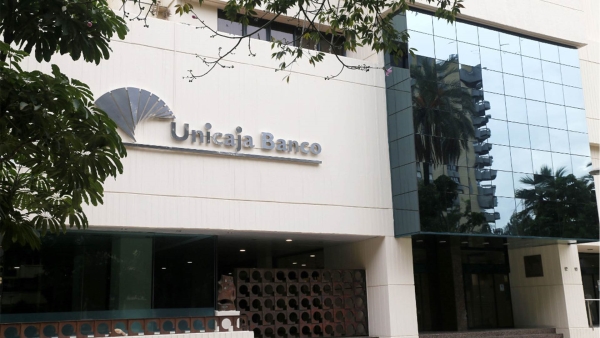 مؤسسات عملاقة: Unicaja Banco.. من صناديق الادخار إلى عملاق مصرفي إسباني