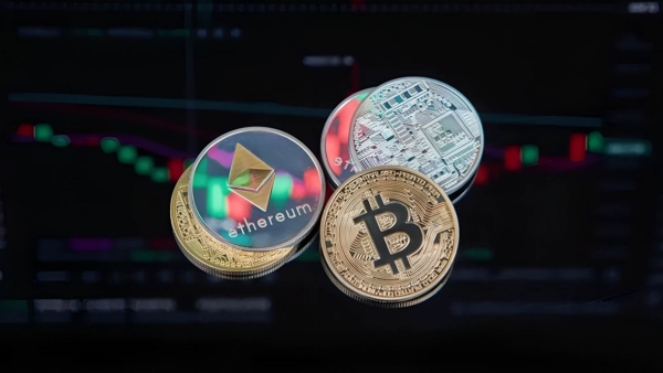 قاموس «First».. ماذا تعرف عن الأصول الرقمية؟