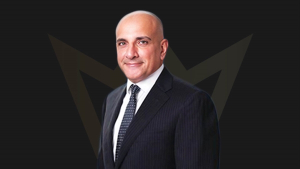 عمرو ثروت