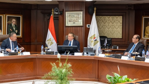 محافظ البنك المركزي يبحث مع وزير التعليم العالي مستجدات «منحة علماء المستقبل» استعدادًا لقبول الطلاب الجدد 